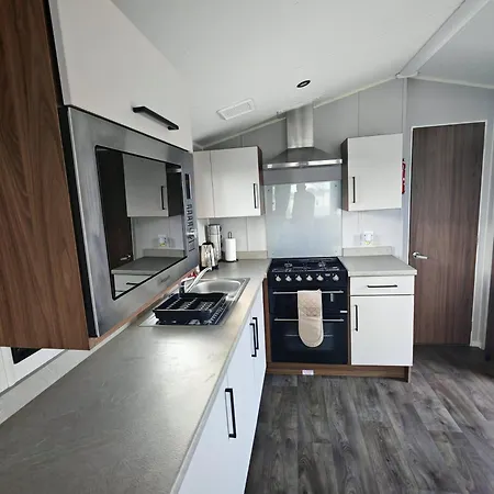 Primrose Valley Primrose Field 4 Tatil Evi *